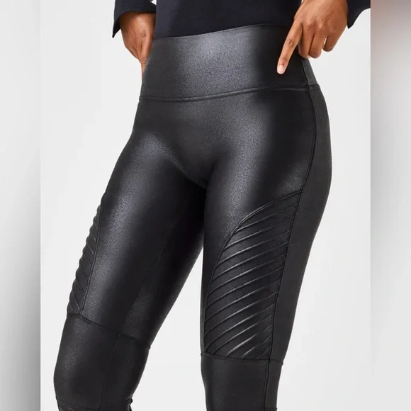 💎 SPANX 20136 Faux Leather Moto Leggings - Picture 3 of 8